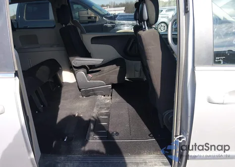 2012 Chrysler Town & Country Touring z USA, uszkodzony, nr VIN 2C4RC1BGXCR174831